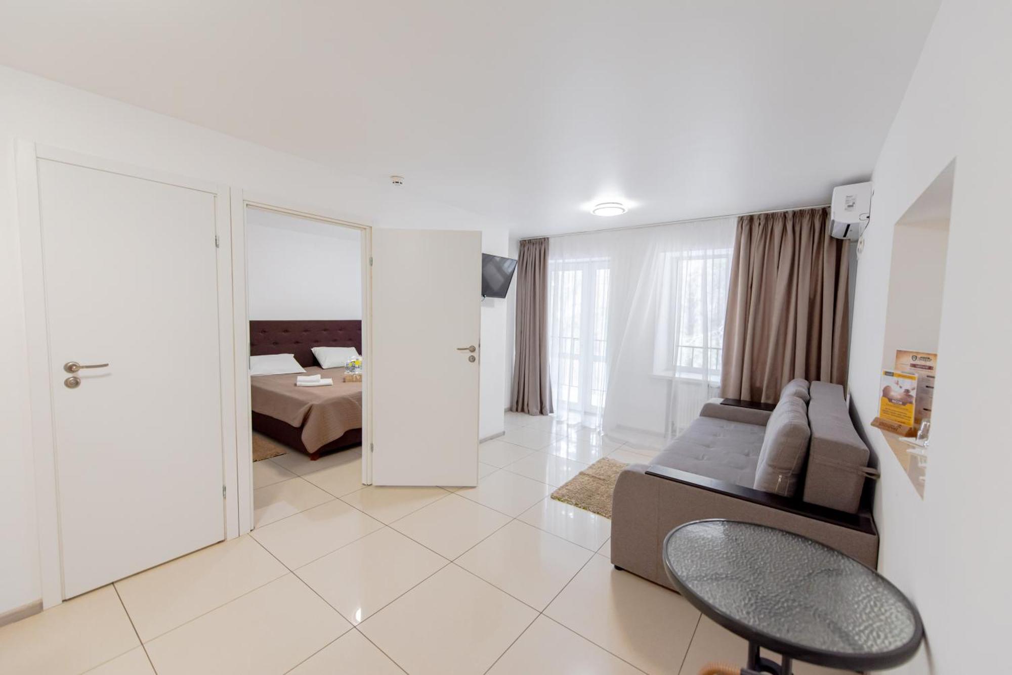 Otel Sosnovel Voropayev